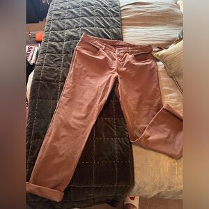 Lululemon ABC Utilitech Classic Fit.